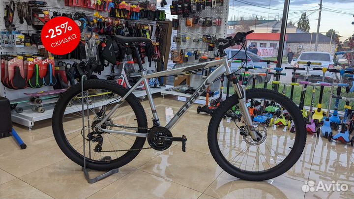 Велосипед Stark Hunter 27.2 HD