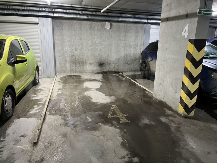 Машиноместо, 14 м²