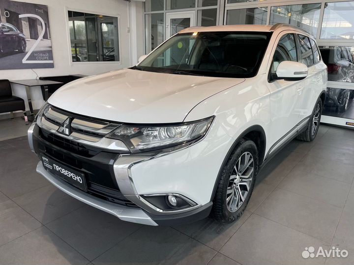 Mitsubishi Outlander 2.4 CVT, 2016, 210 124 км