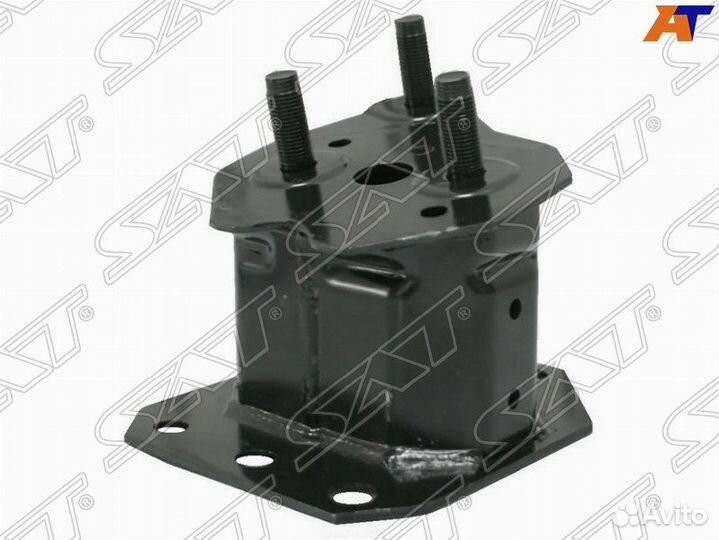 Крепление усилителя бампера toyota land cruiser 20