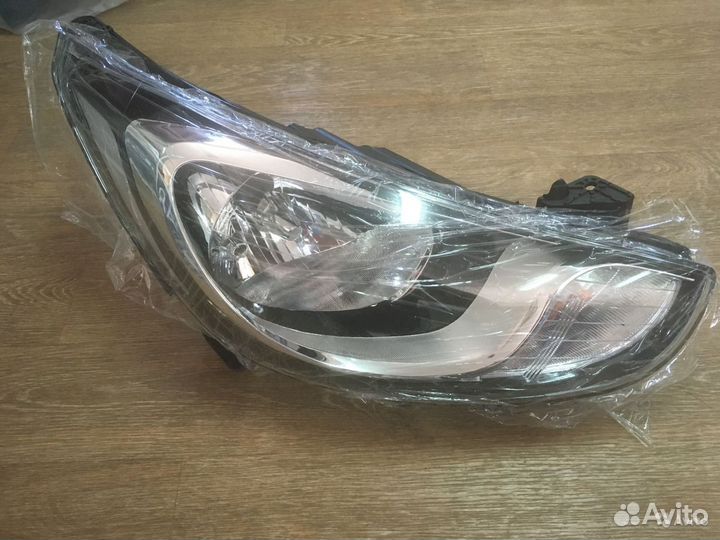 Фара правая,левая Hyundai Solaris Солярис 10-14