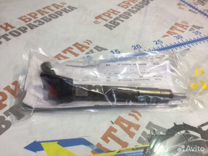 Мерседес Вито Форсунка топливная