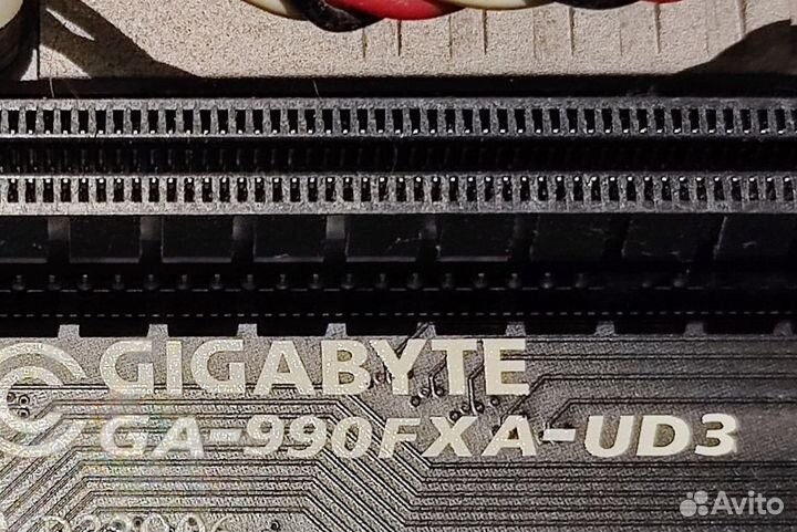 Материнка AMD am3 +