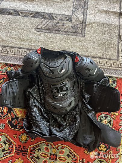 Защита тела для эндуро leat