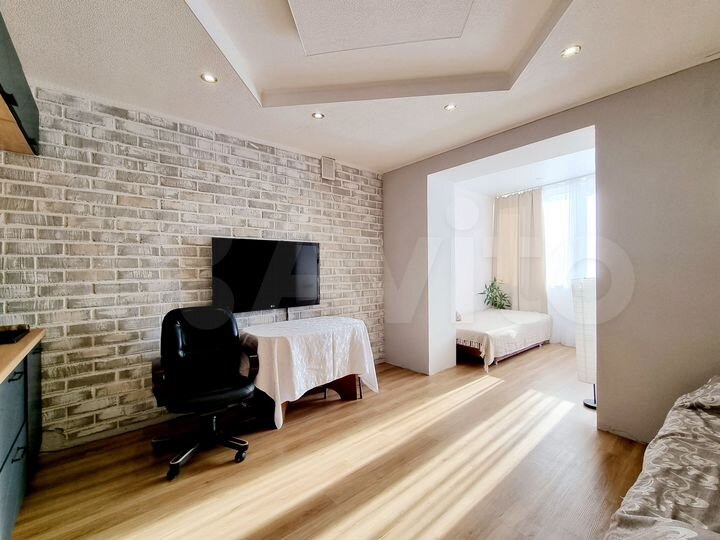 2-к. квартира, 55 м², 3/10 эт.