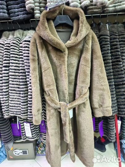 Шубы эко меха Длина 110 Размер44 46 48 50 52 54