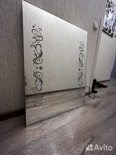 Зеркало с подсветкой для ванной