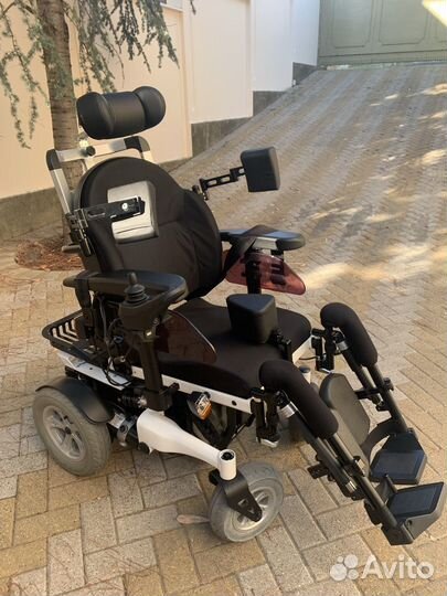 Кресло коляска с электроприводом