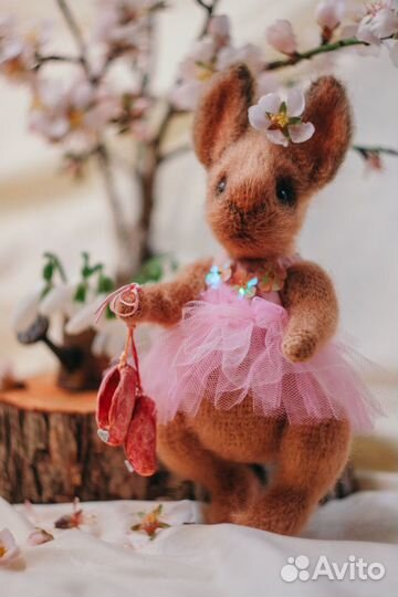 Вязаная игрушка в стиле тедди 