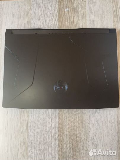 15.6 Ноутбук MSI Bravo 15 c7ve-037xru черный