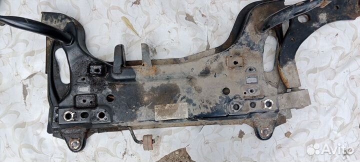 Подрамник двигателя форд фьюжн фиеста mk5