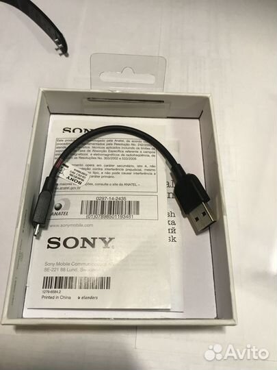 Фитнесс-браслет Sony Smartband SWR10