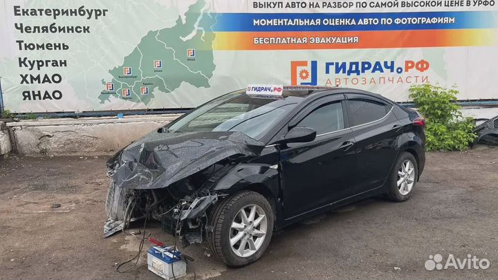 Кронштейн усилителя заднего бампера правый Hyundai Elantra (MD) 86682-3X700