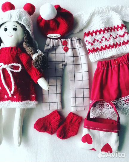 Кукла с одеждой. Наборы для девочек