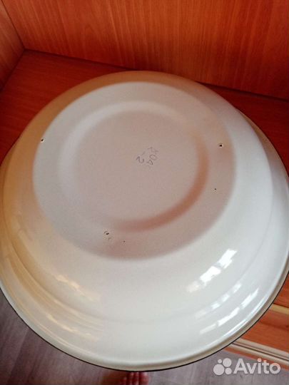 Тазик эмалированный СССР