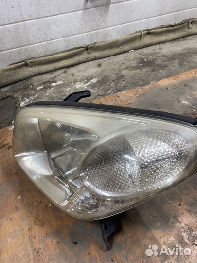 Фара левая рав4 20