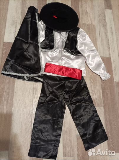 Новогодние костюмы