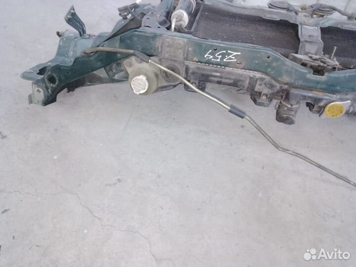 Рамка радиатора Mitsubishi Pajero IO