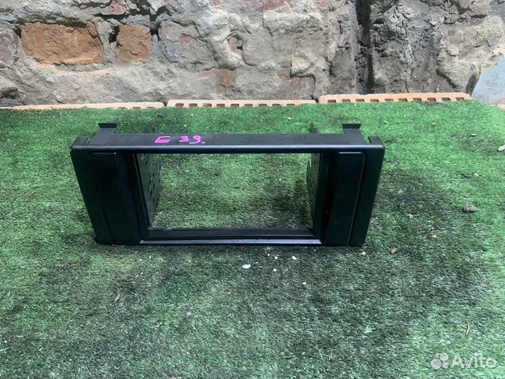 Рамка под магнитоллу 2DIn BMW E39