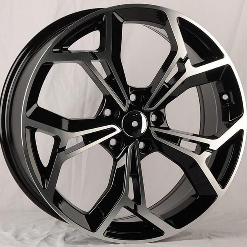KoKo Kuture YF5690 : 7,5x19 5*114,3 Et:50,5 Dia:67,1 BKF