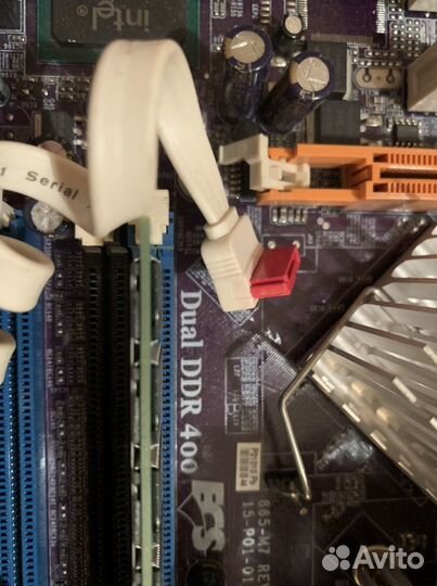 Материнская плата