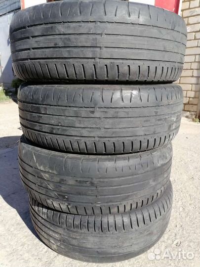 Nokian Tyres Outpost AT 215/65 R16
