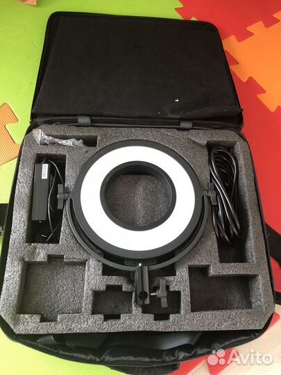 Кольцевой свет