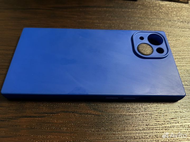 Чехлы на iPhone 14