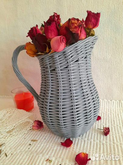 Кувшины плетеные