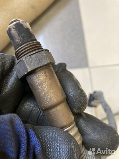 Датчик кислородный Audi 07L906262S