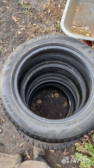 Kumho WinterCraft Ice WI31 205/55 R16