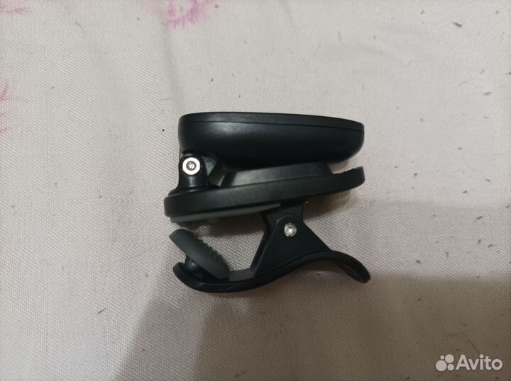 Тюнер для гитары