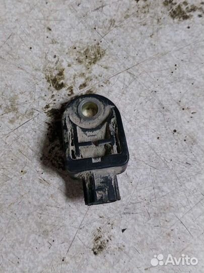 Датчик удара Airbag toyota camry 40