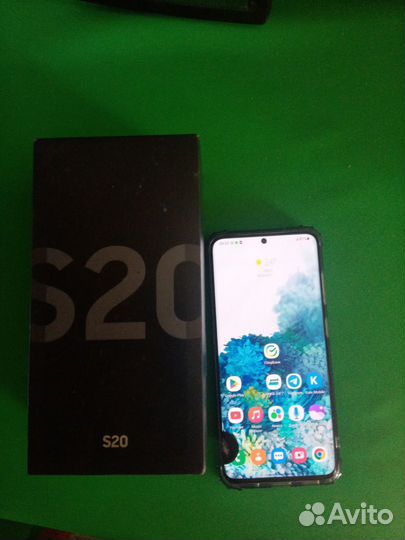 Samsung Galaxy S20, 8/128 ГБ
