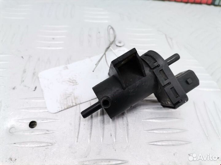 Клапан вакуумного управления Renault Megane рест