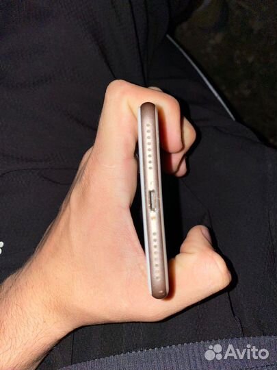 iPhone 8 plus 64гб