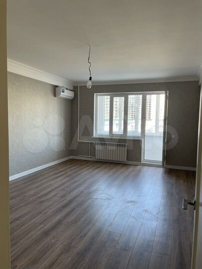 2-к. квартира, 70 м², 1/9 эт.