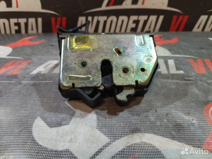 Замок багажника Ford Mondeo 3 седан 2000-2007