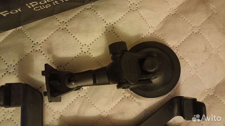 Держатель для планшетов, смартфонов в автомобиль н