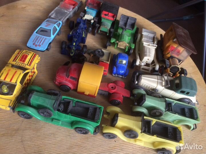 Набор машинки в масштабе разные