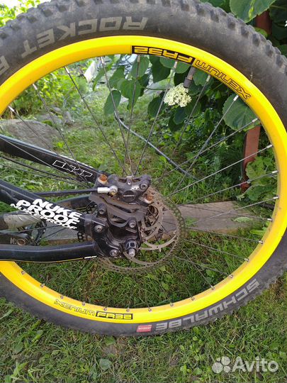 Велосипед nukeproof