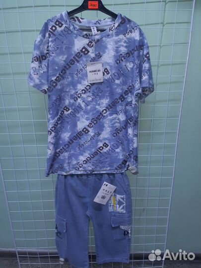 Детские спортивные костюмы, кроссовки и прочая оде