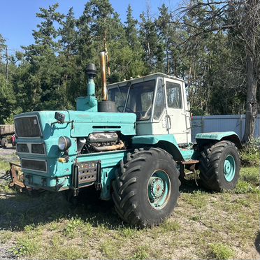 Трактор ХТЗ Т-150К, 1990
