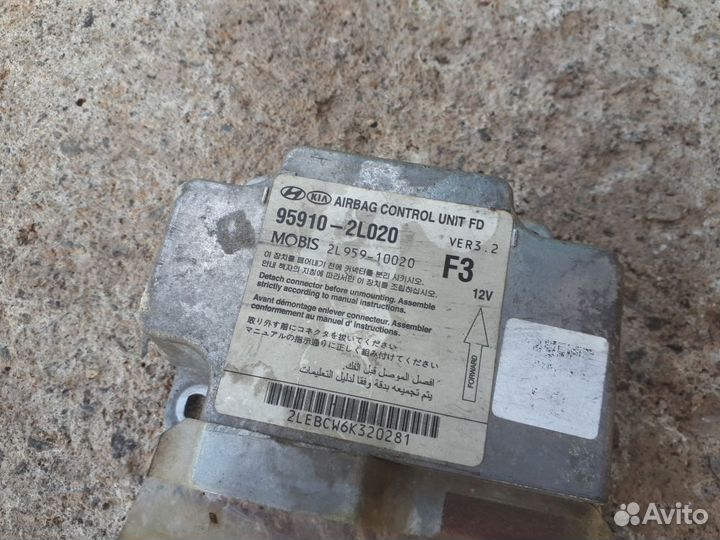 Блок управления Airbag Hyundai I30 FD