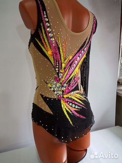 Купальник для художественной гимнастики