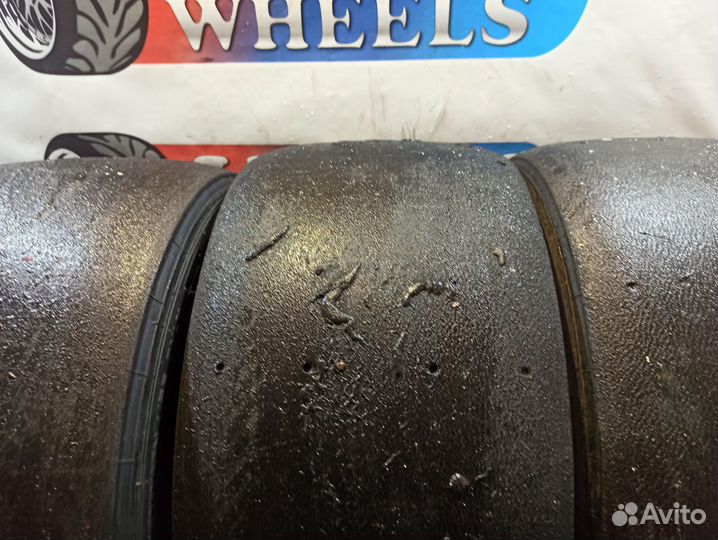 Yokohama Advan A005 R18