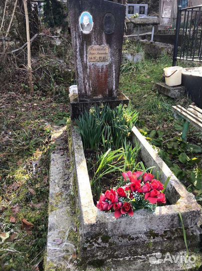 Работы на кладбище