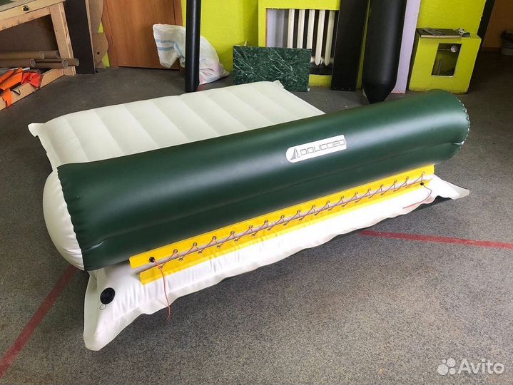 Водный диван