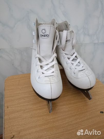 Oxelo. Коньки фигурные, размер 31