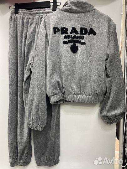 Костюм prada